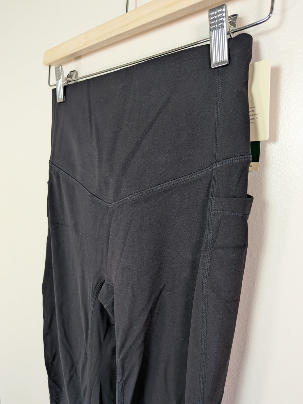 NWT Halara ultrasculpt black leggings - 12