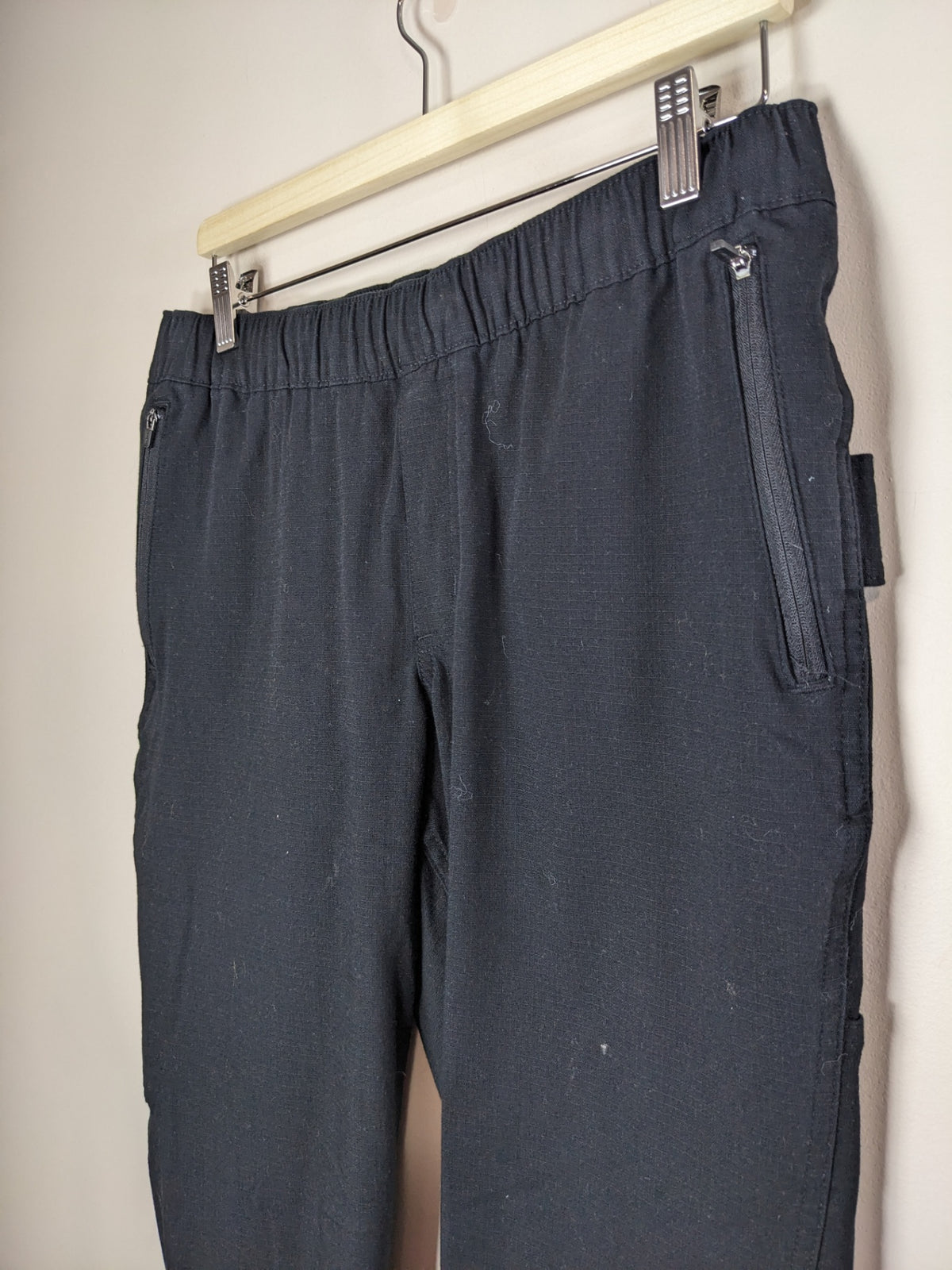 Carhartt Black Pants - M