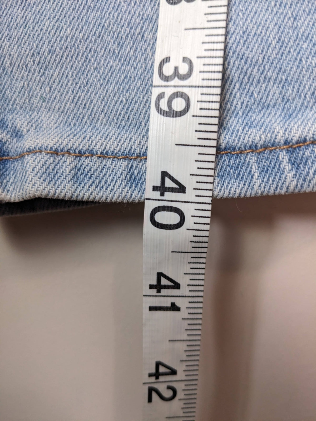 H&M Light Wash Jeans - sz 12