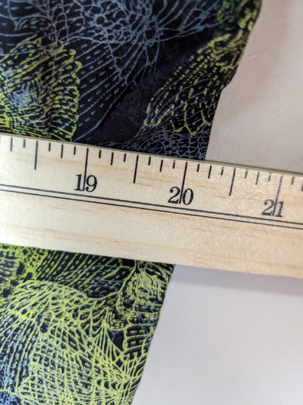 Bench. Green & Black Jacket - XL