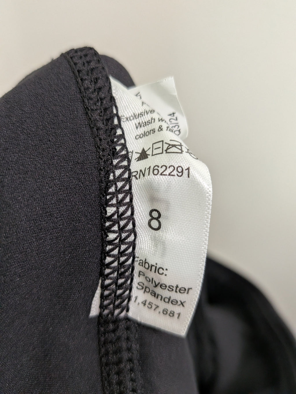 NWT Sweetflexx black capris - 8