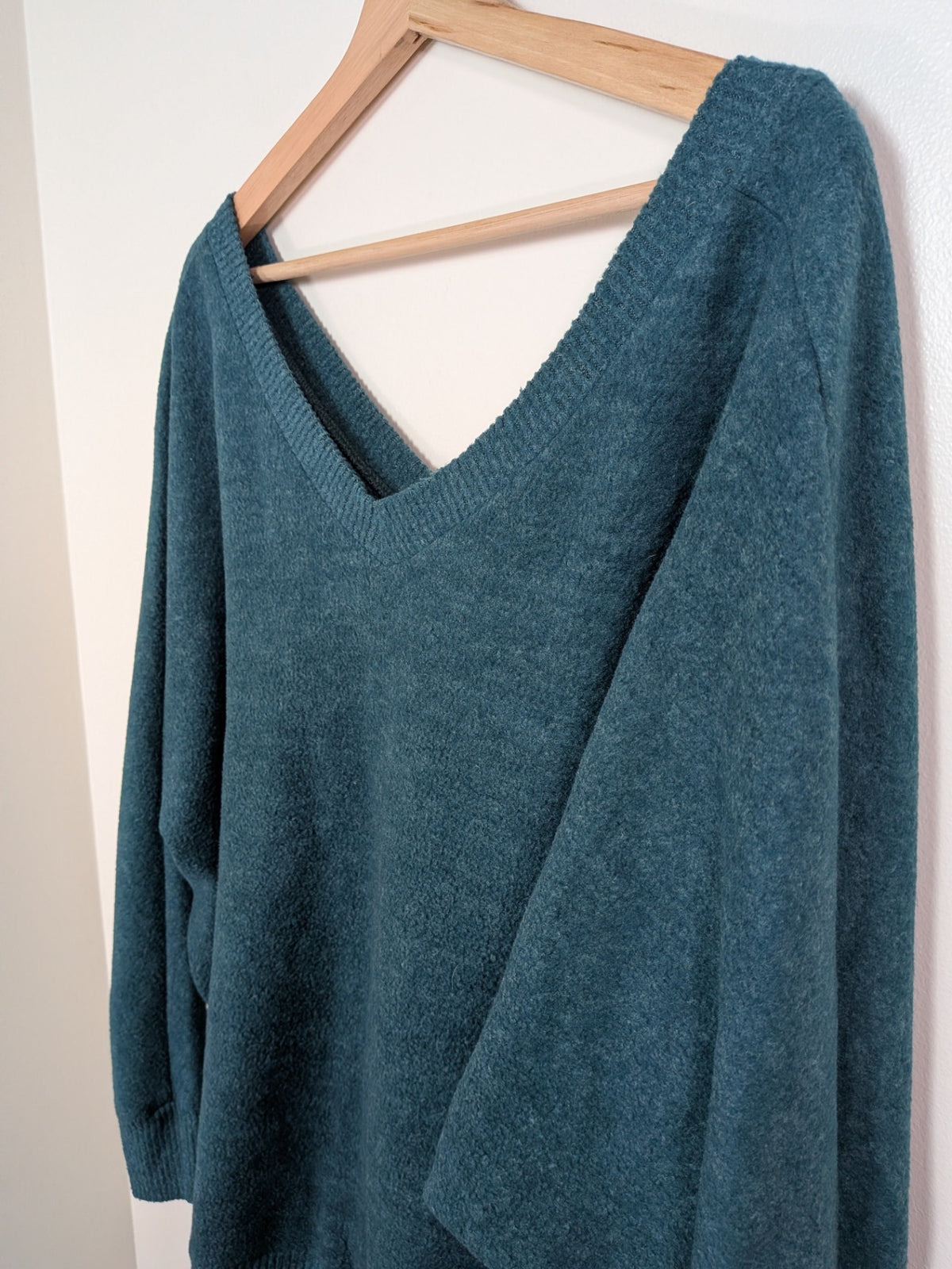Cherish blue sweater - L