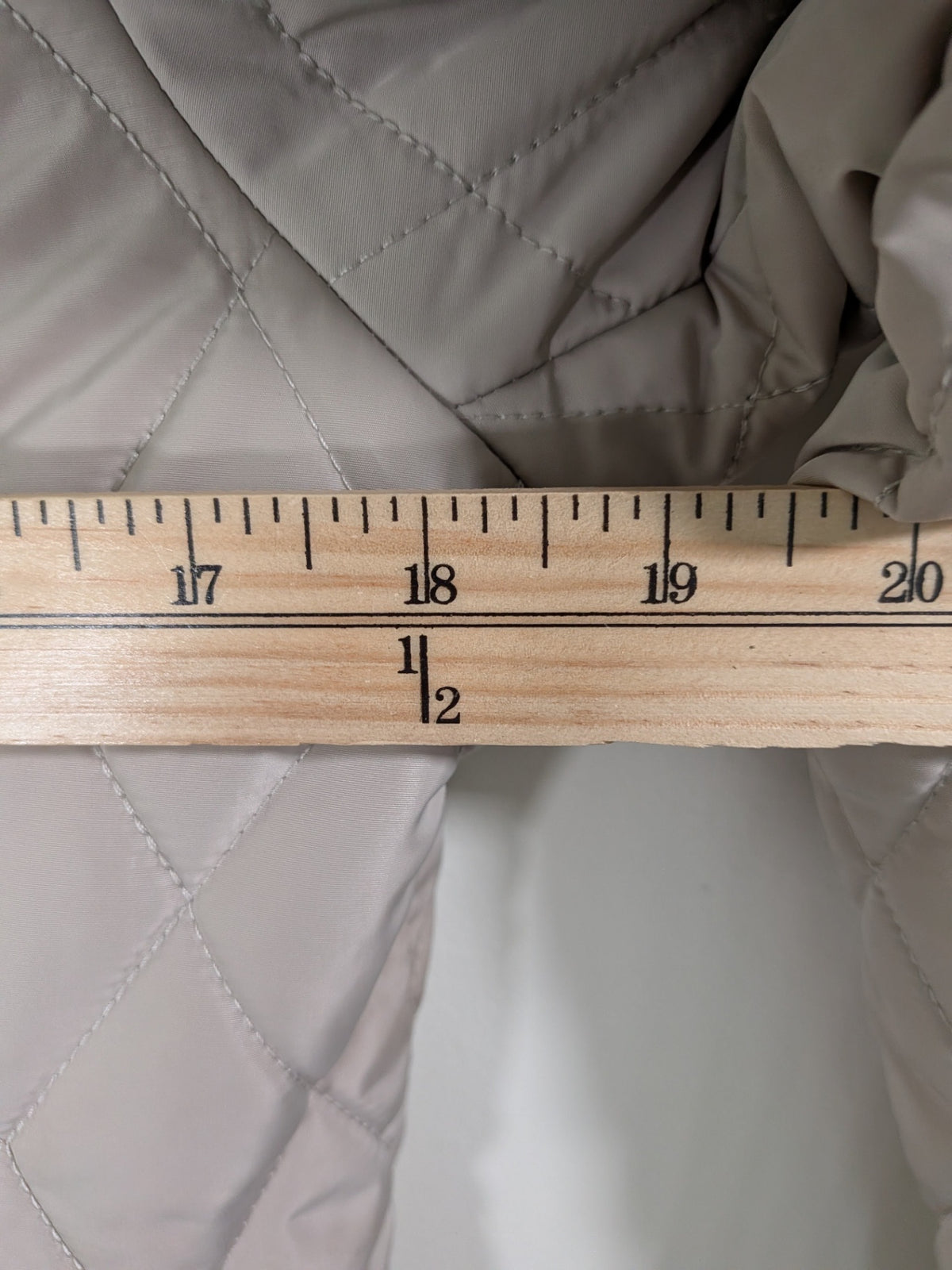 London Fog quilted jacket - M