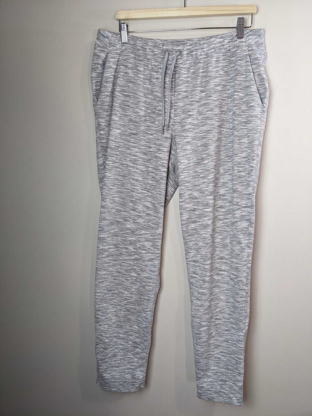 te verde heathered grey joggers - XL