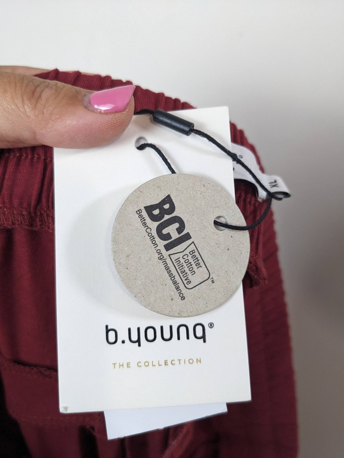 b.young burgundy jogger capris - XL