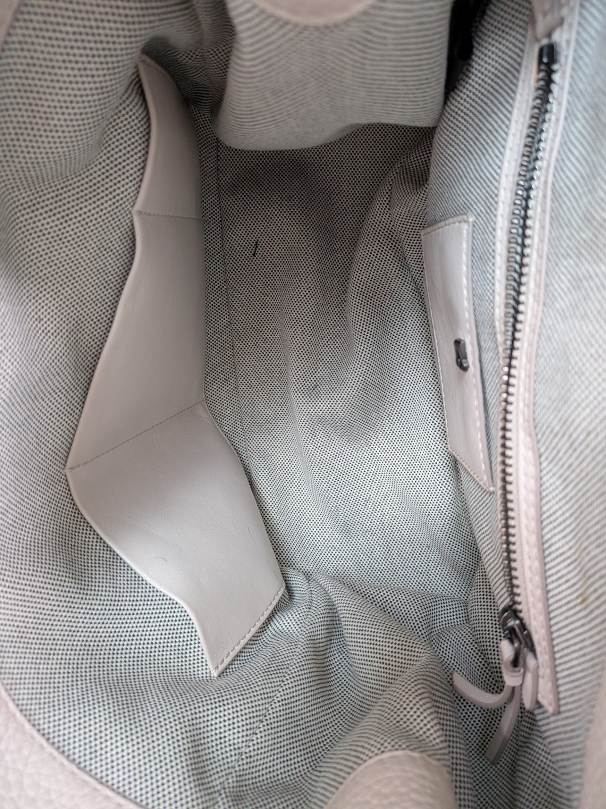 Donna Karan white shoulder bag