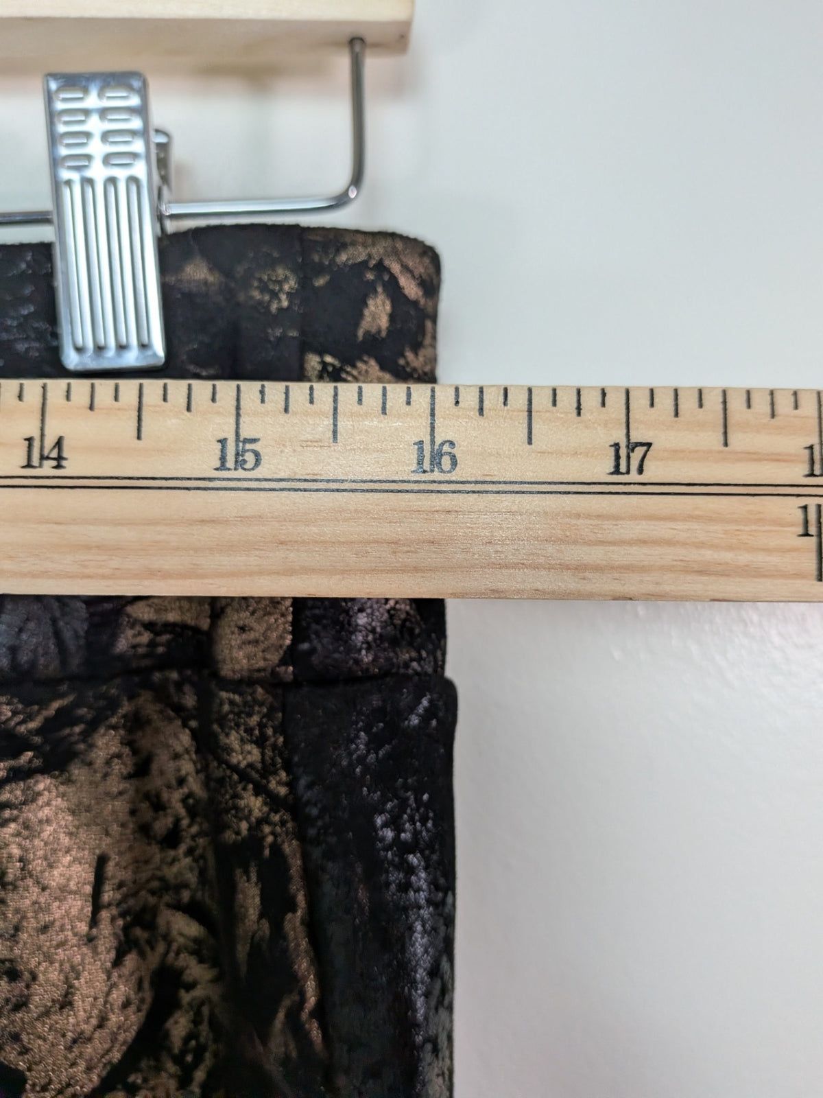 NWT Laura gold pants - 8