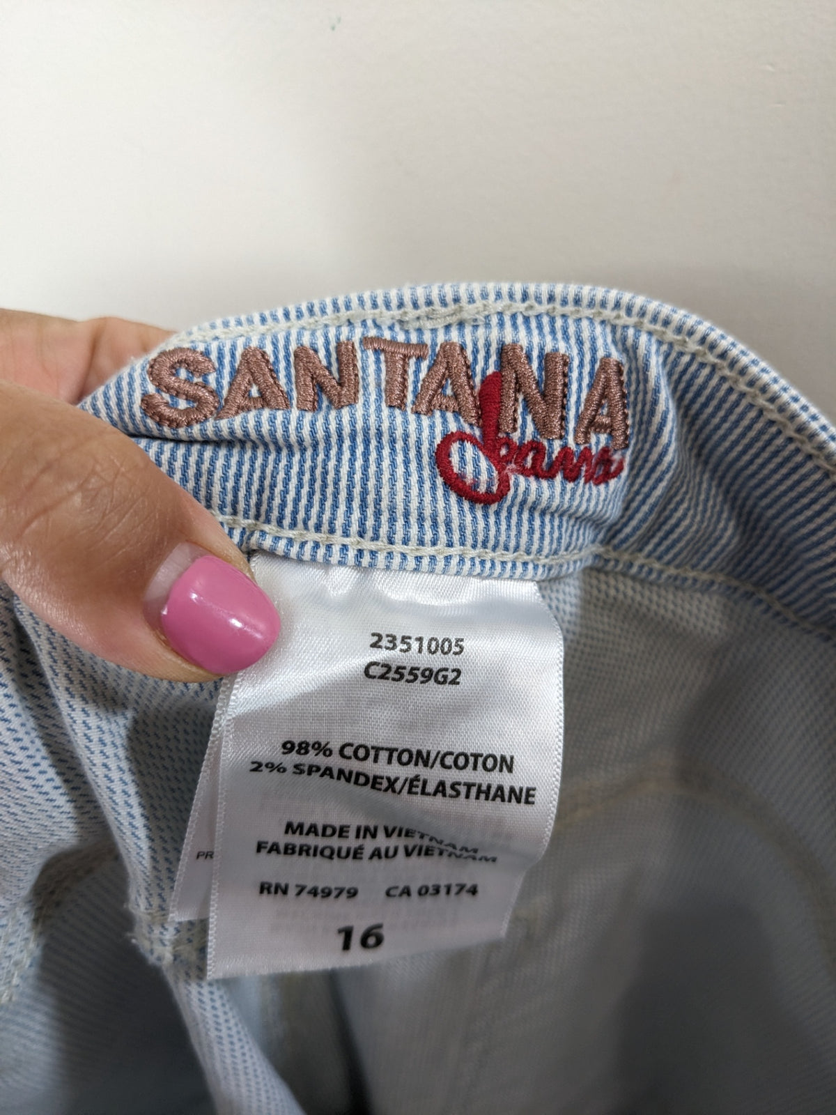 SANTANA Pinstriped Jean Capris - 16