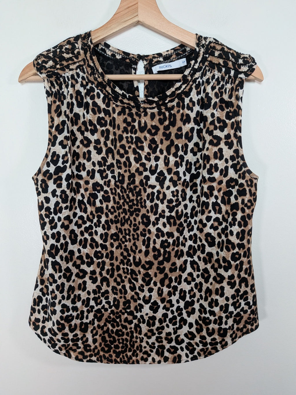 Ricki's cheetah blouse - S