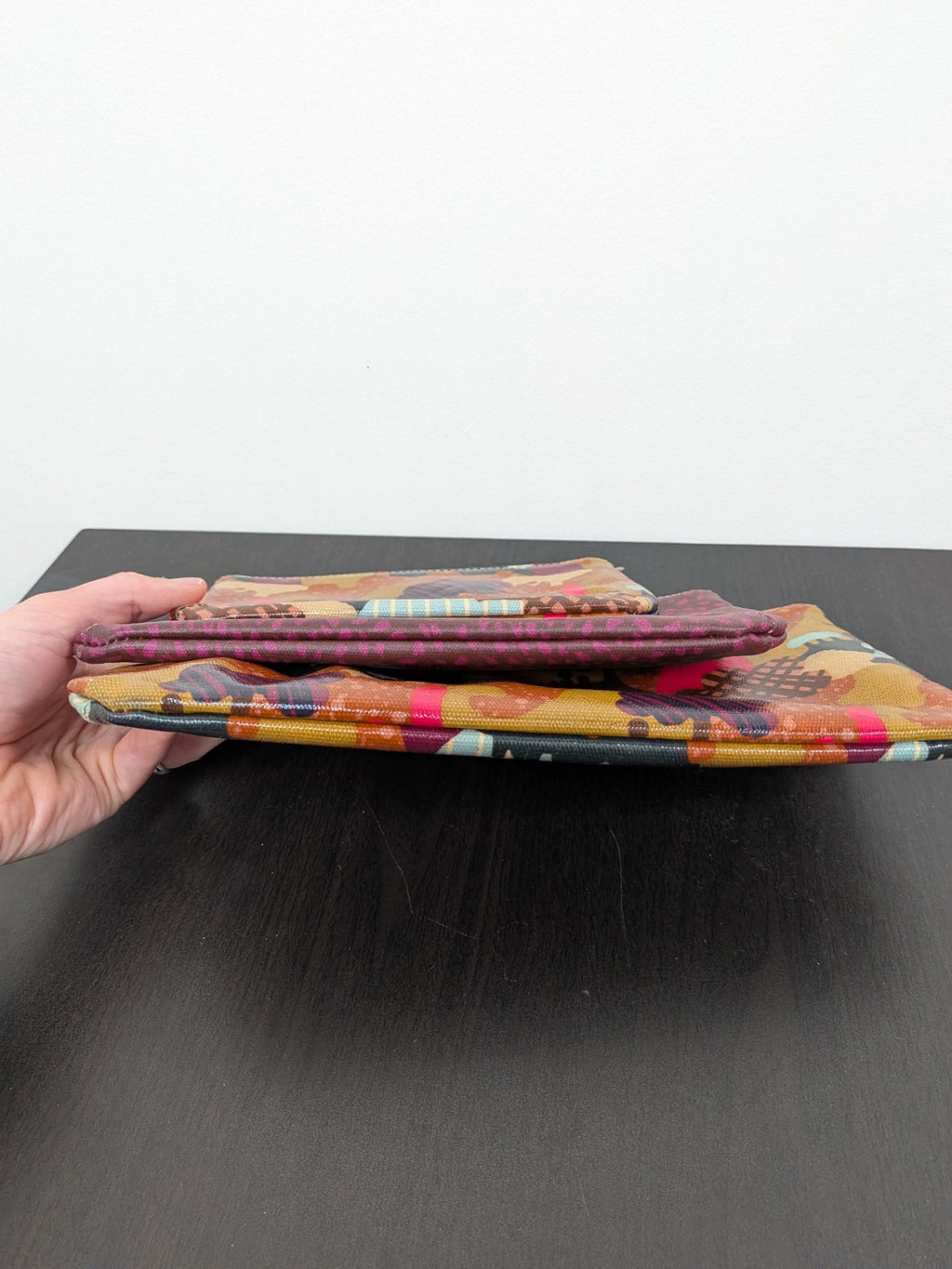 Fossil pouches