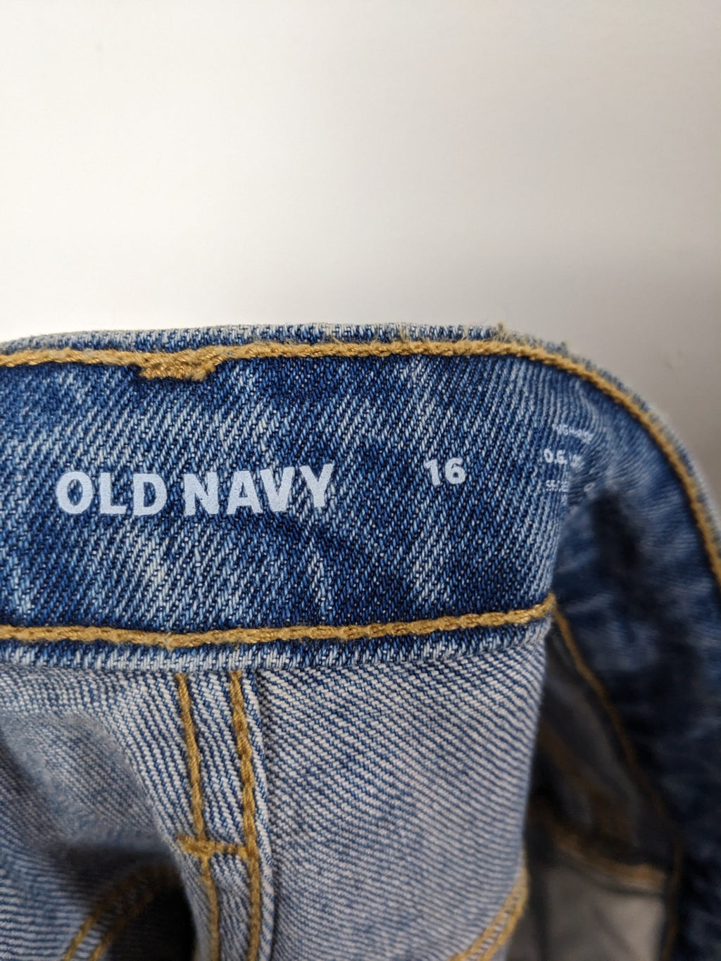 NWT Old Navy O.G. Loose Distressed Jeans - sz 16