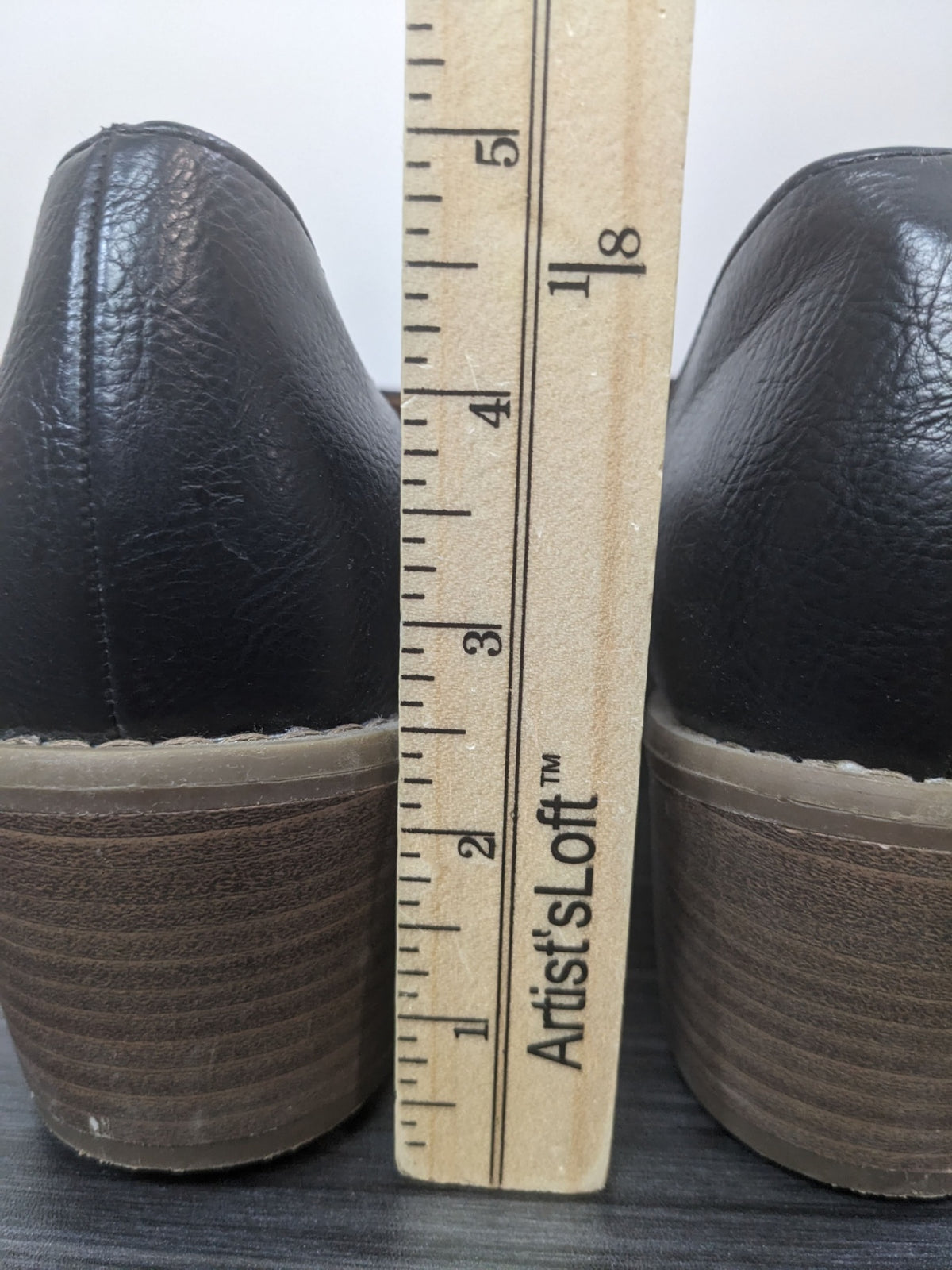 Cushionaire Black Heeled Side Cut Out Shoes - sz 10