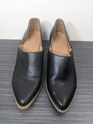 Cushionaire Black Heeled Side Cut Out Shoes - sz 10