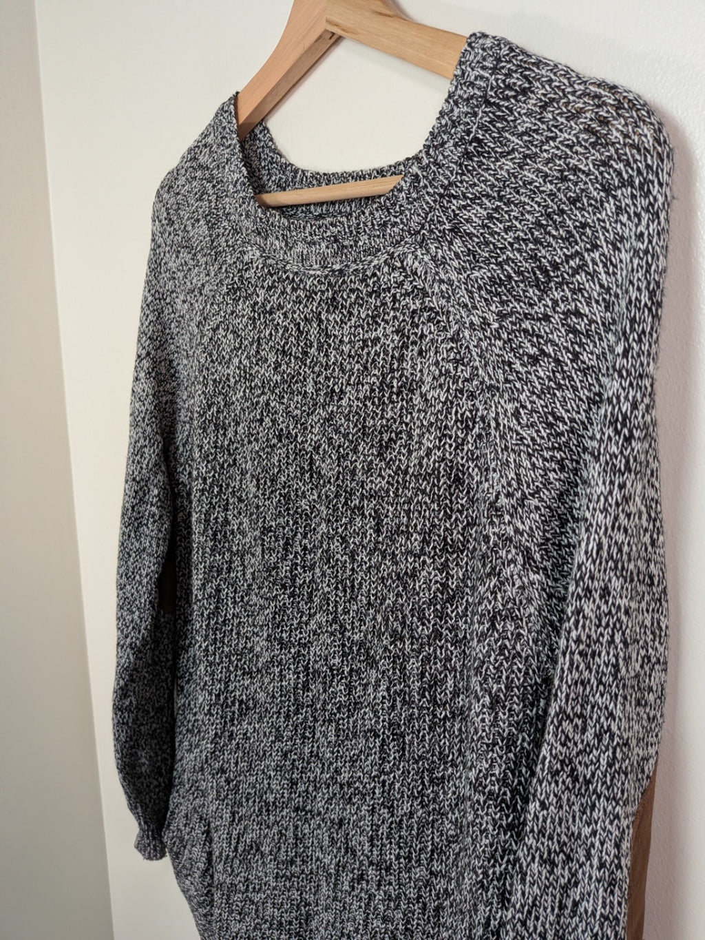 ada casey grey sweater- M
