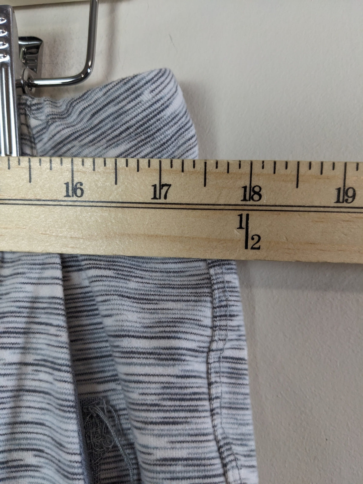 te verde heathered grey joggers - XL