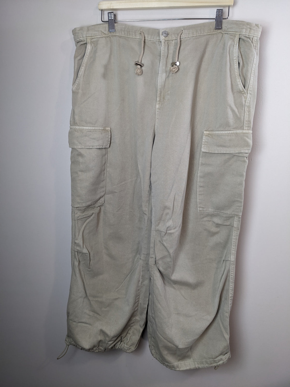 JOE FRESH Beige Cargo Pants - L