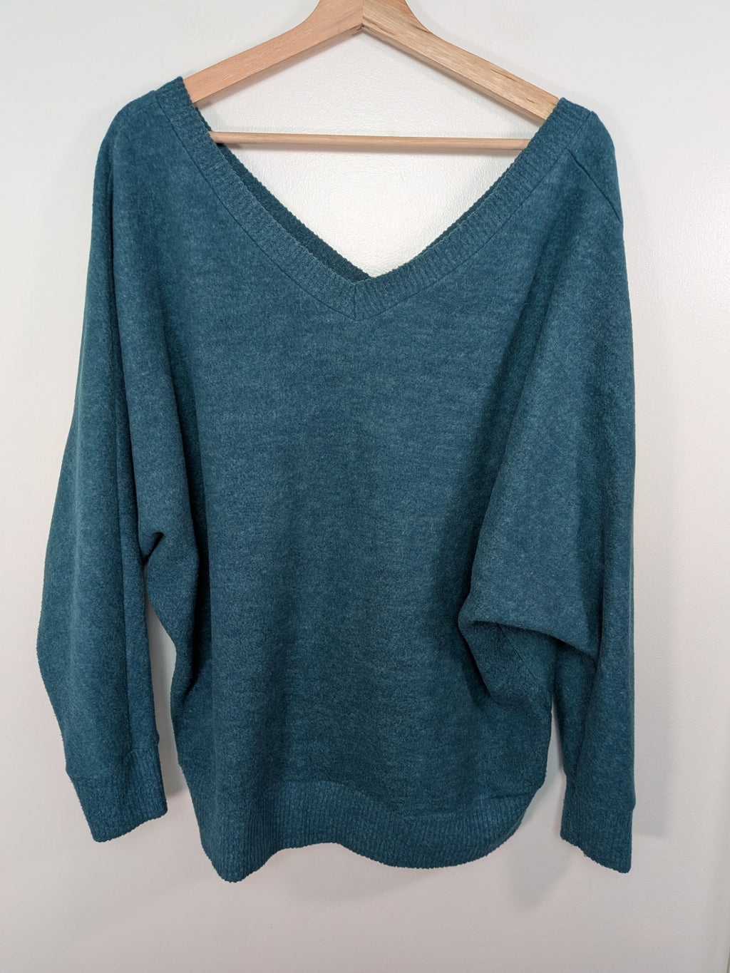 Cherish blue sweater - L
