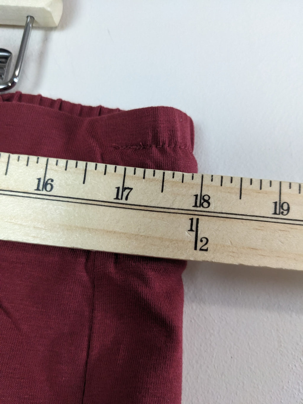b.young burgundy jogger capris - XL