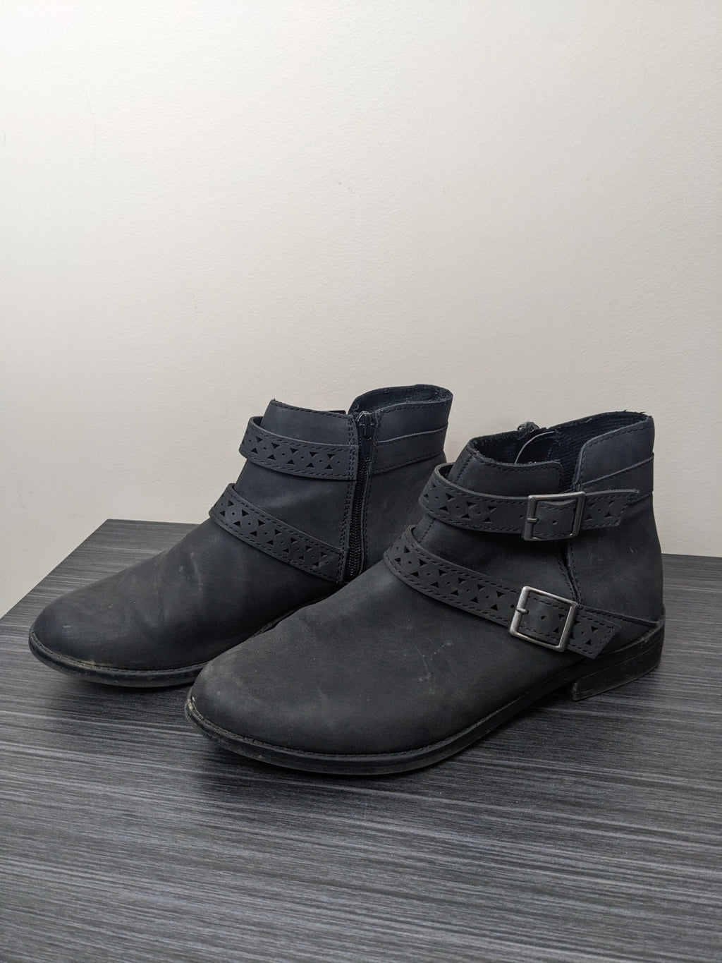American Eagle Black Boots - 8 1/2