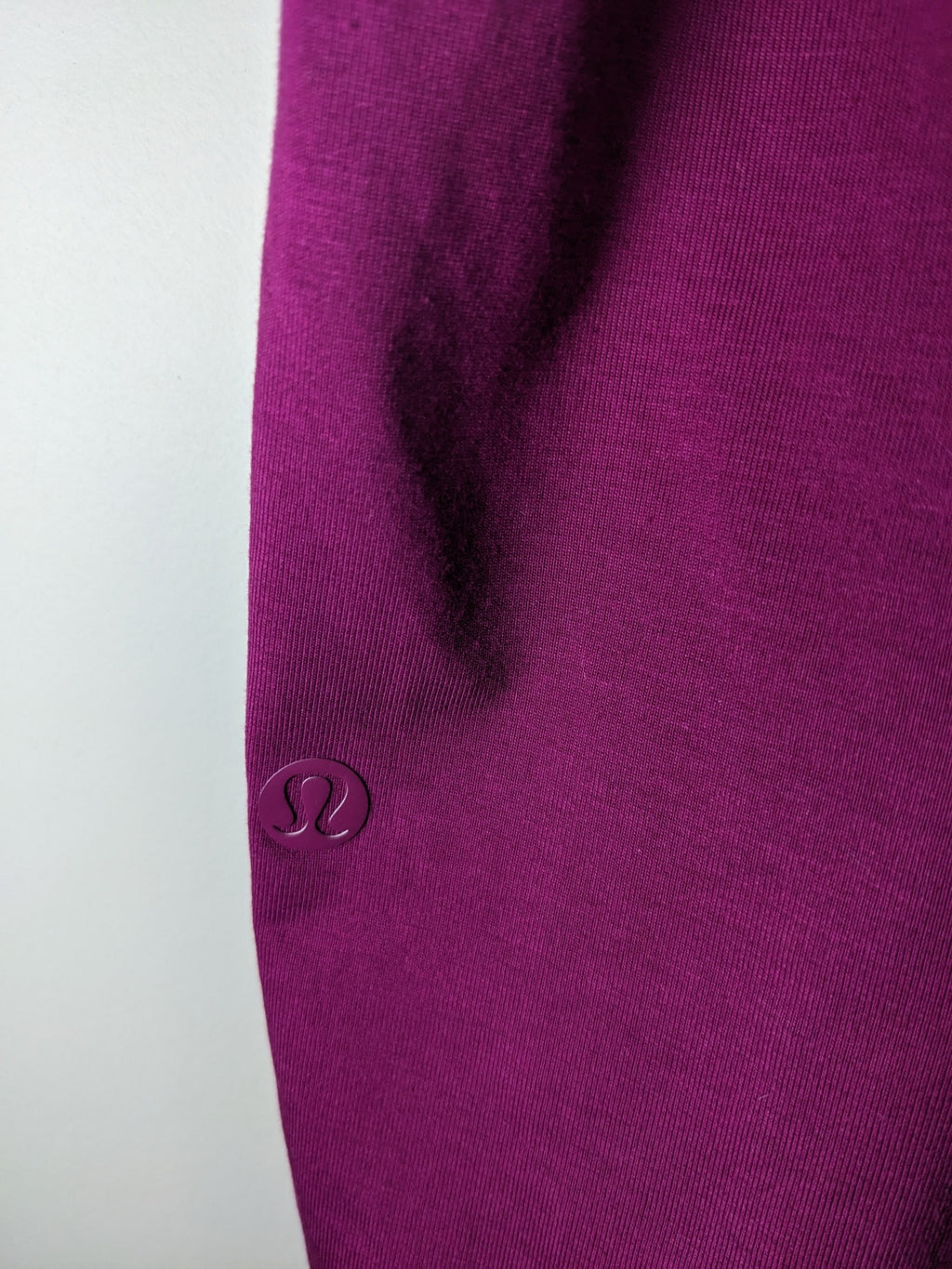 Lululemon Purple T-Shirt -appears L
