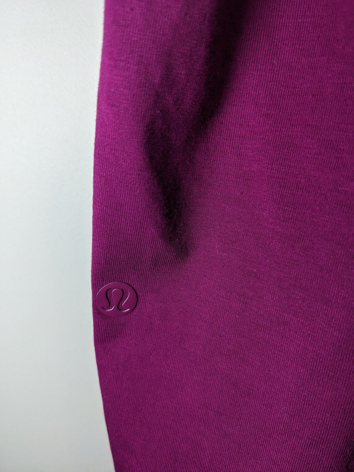 Lululemon Purple T-Shirt -appears L