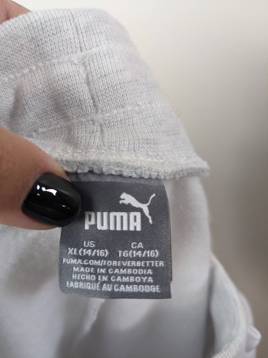 Puma Light Grey Sweatpants - XL (14-16 kids) appears XS