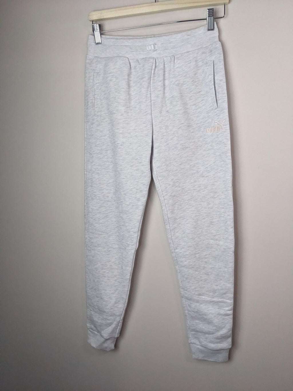 Puma Light Grey Sweatpants - XL (14-16 kids) appears XS