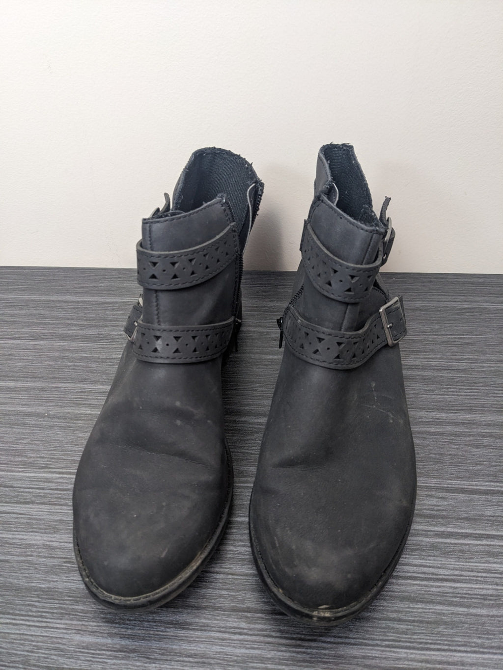 American Eagle Black Boots - 8 1/2
