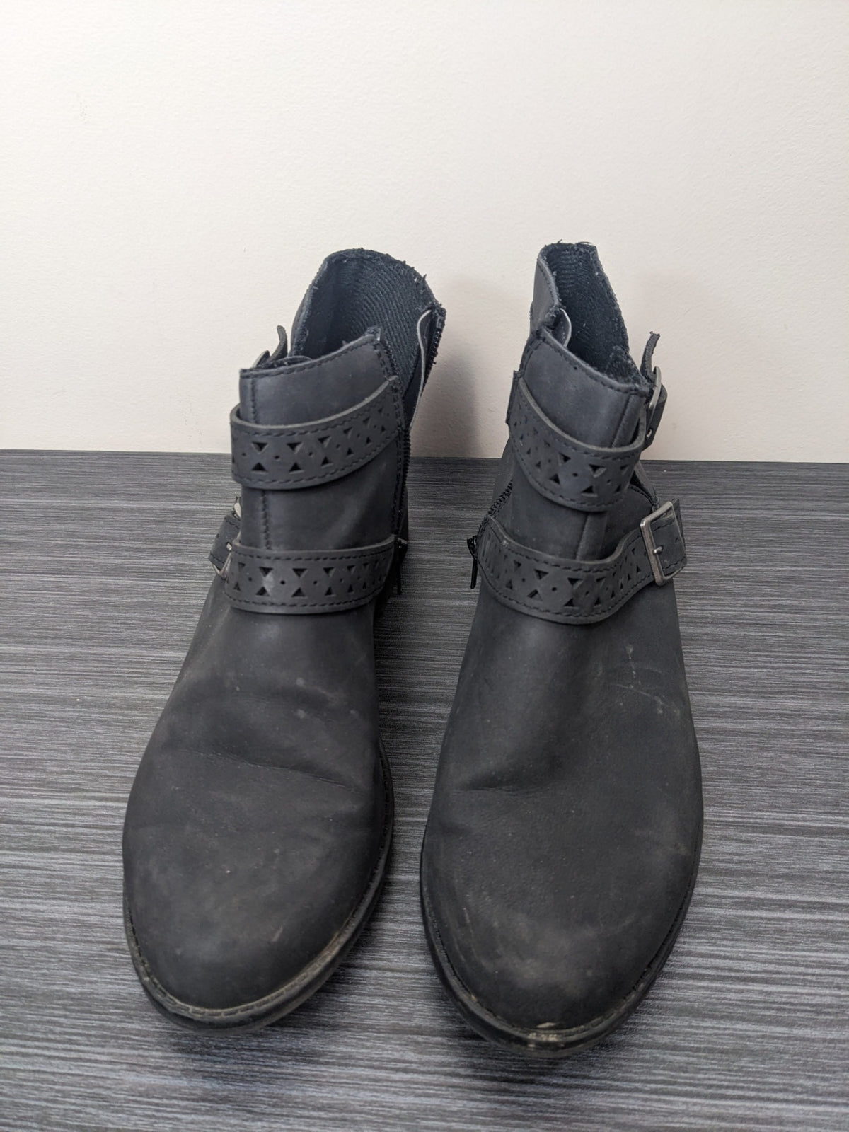 American Eagle Black Boots - 8 1/2