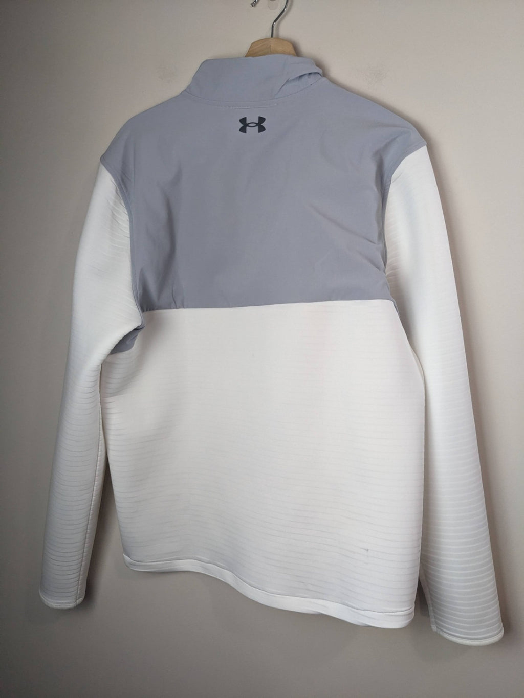 NWT Under Armour Pull Over Jacket - L