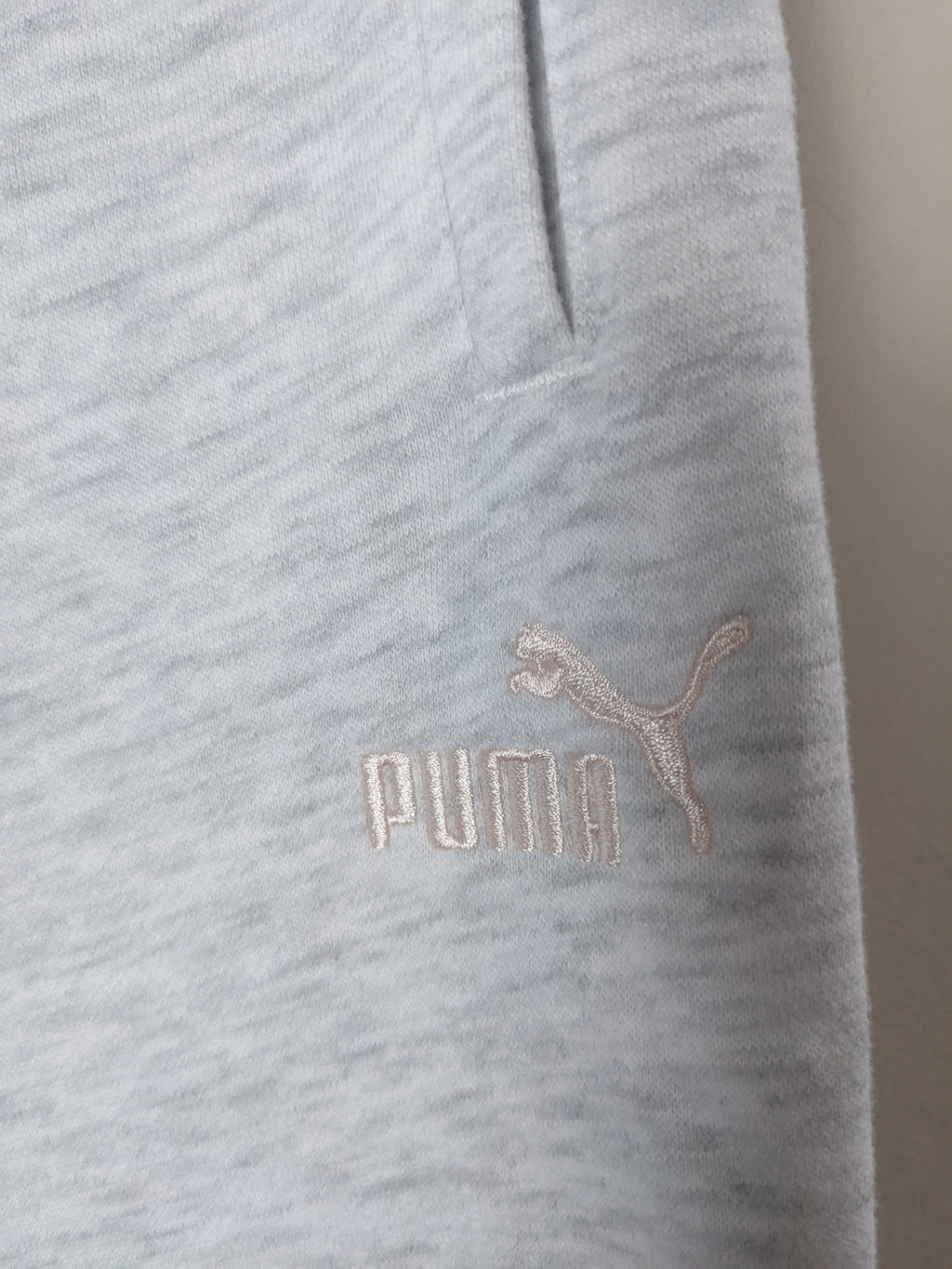 Puma Light Grey Sweatpants - XL (14-16 kids) appears XS