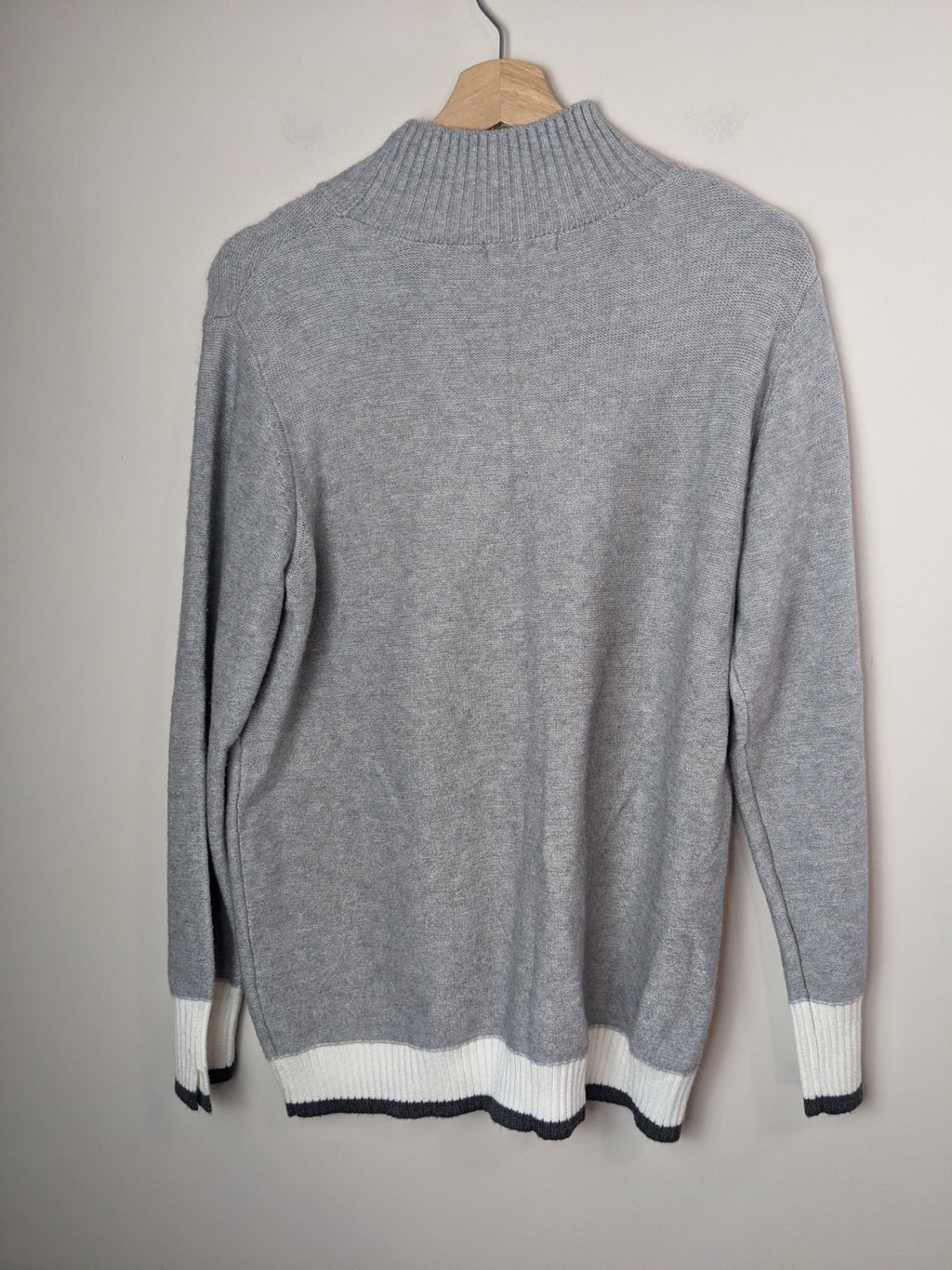 Coco y Club Grey Mock Neck Sweater - L