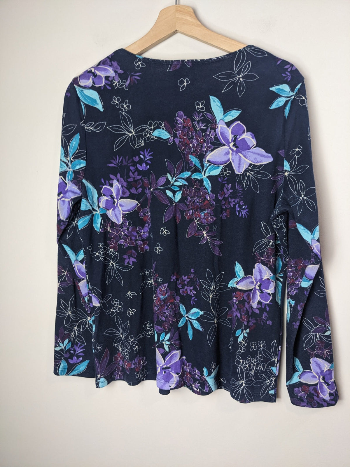 KAREN SCOTT Navy Floral Long Sleeve - M