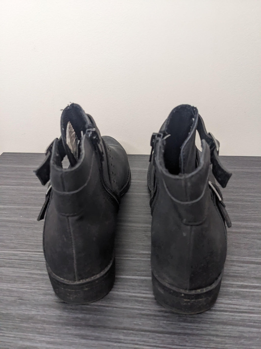 American Eagle Black Boots - 8 1/2