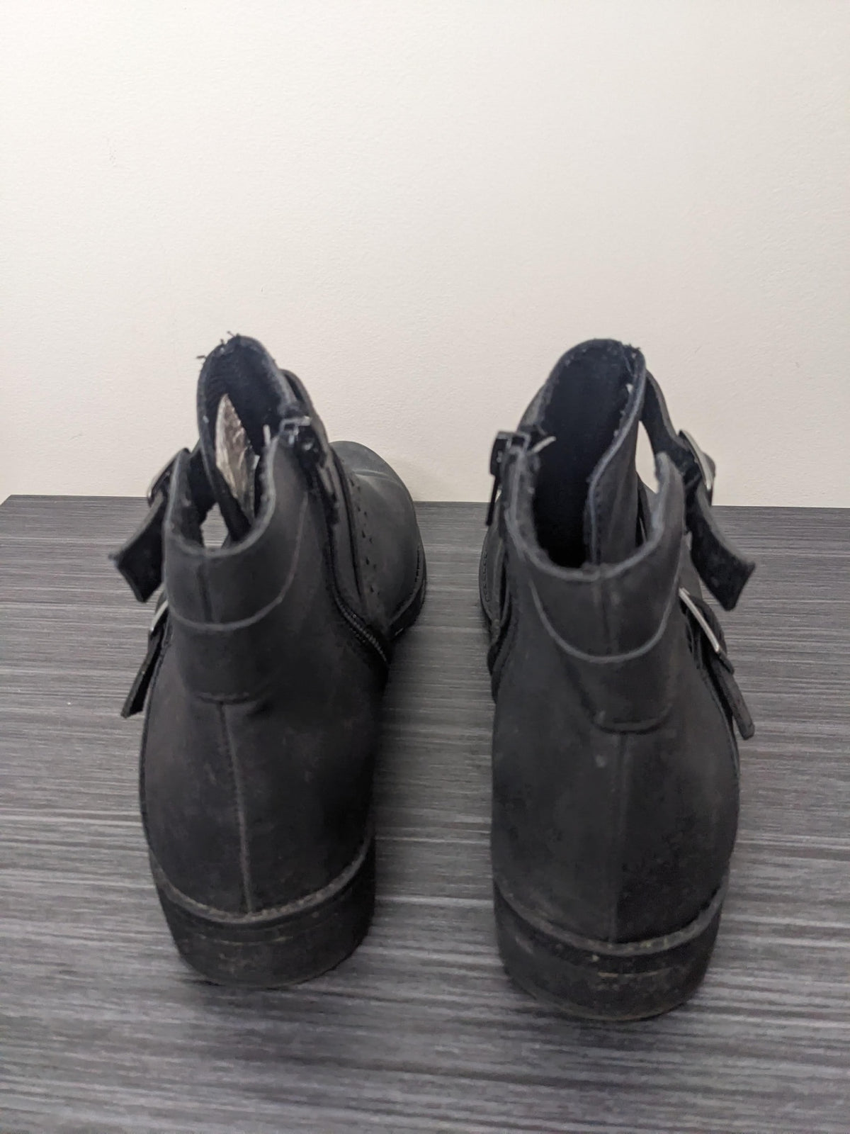 American Eagle Black Boots - 8 1/2