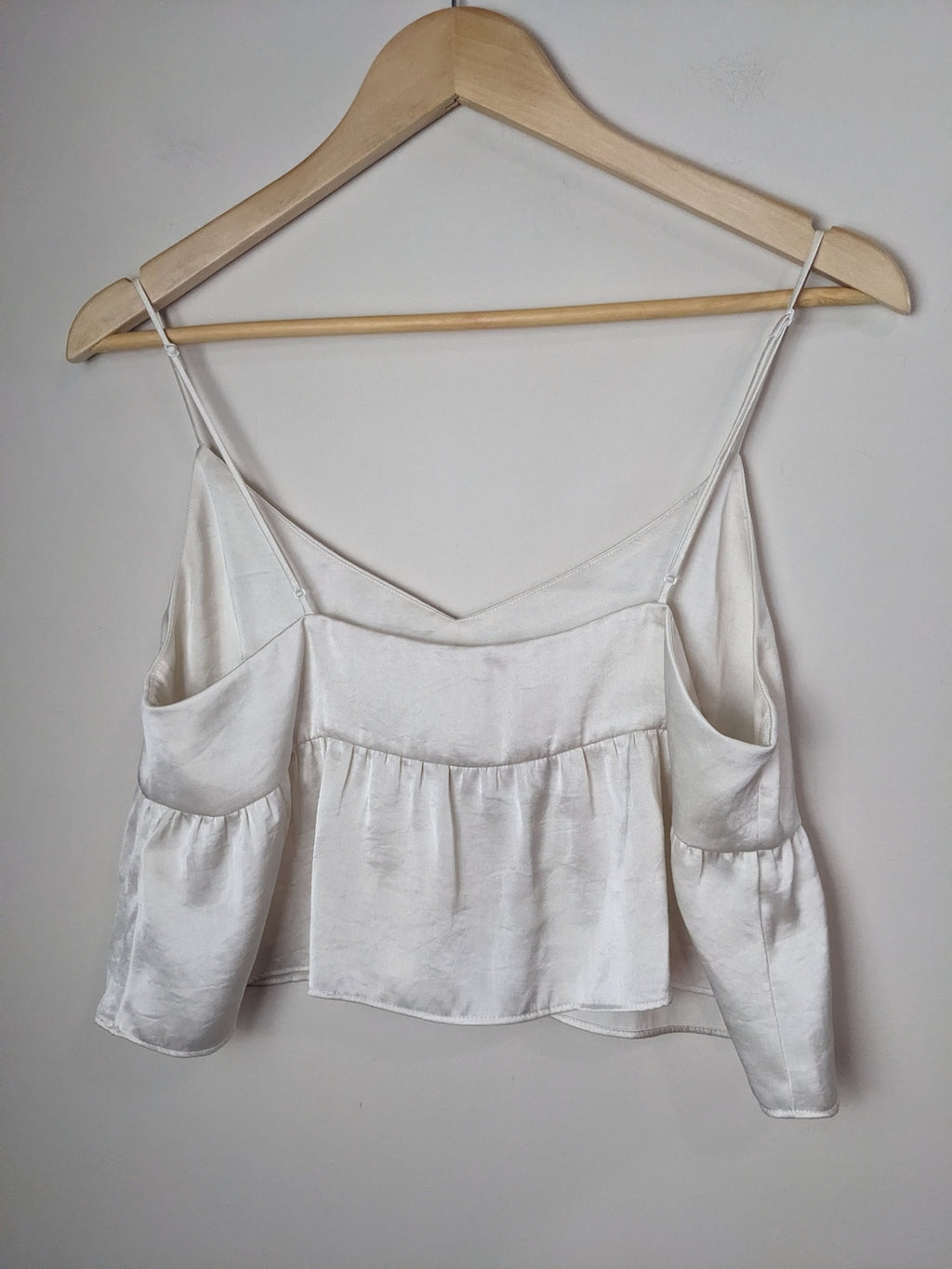 wilfred satin crop top - M