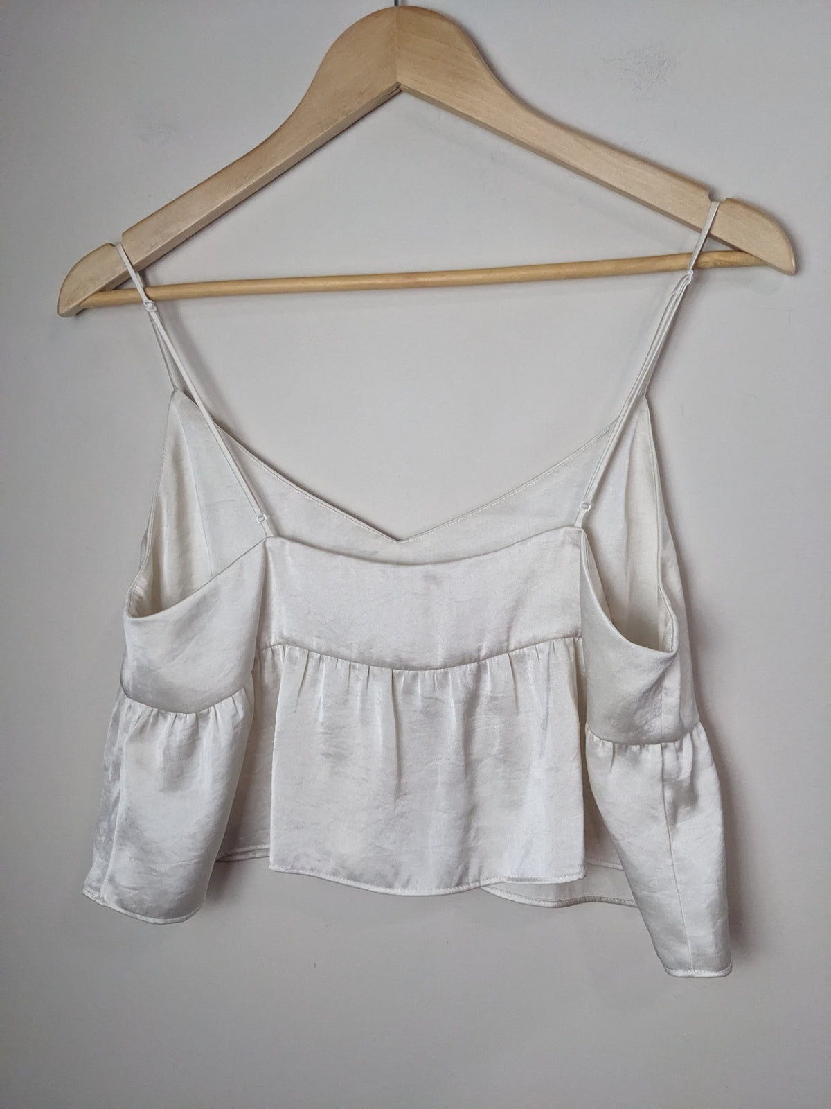 wilfred satin crop top - M