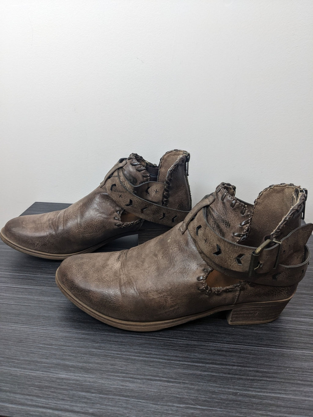 Brown Wrapped Buckle Ankle Boots - 8