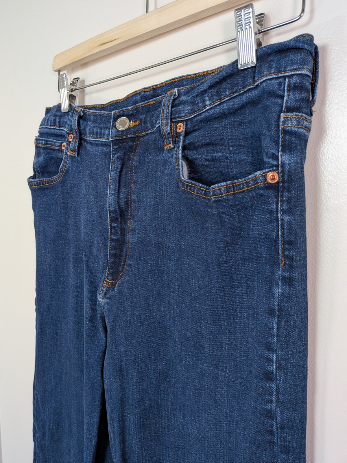 Unknown brand jeans - appears 32