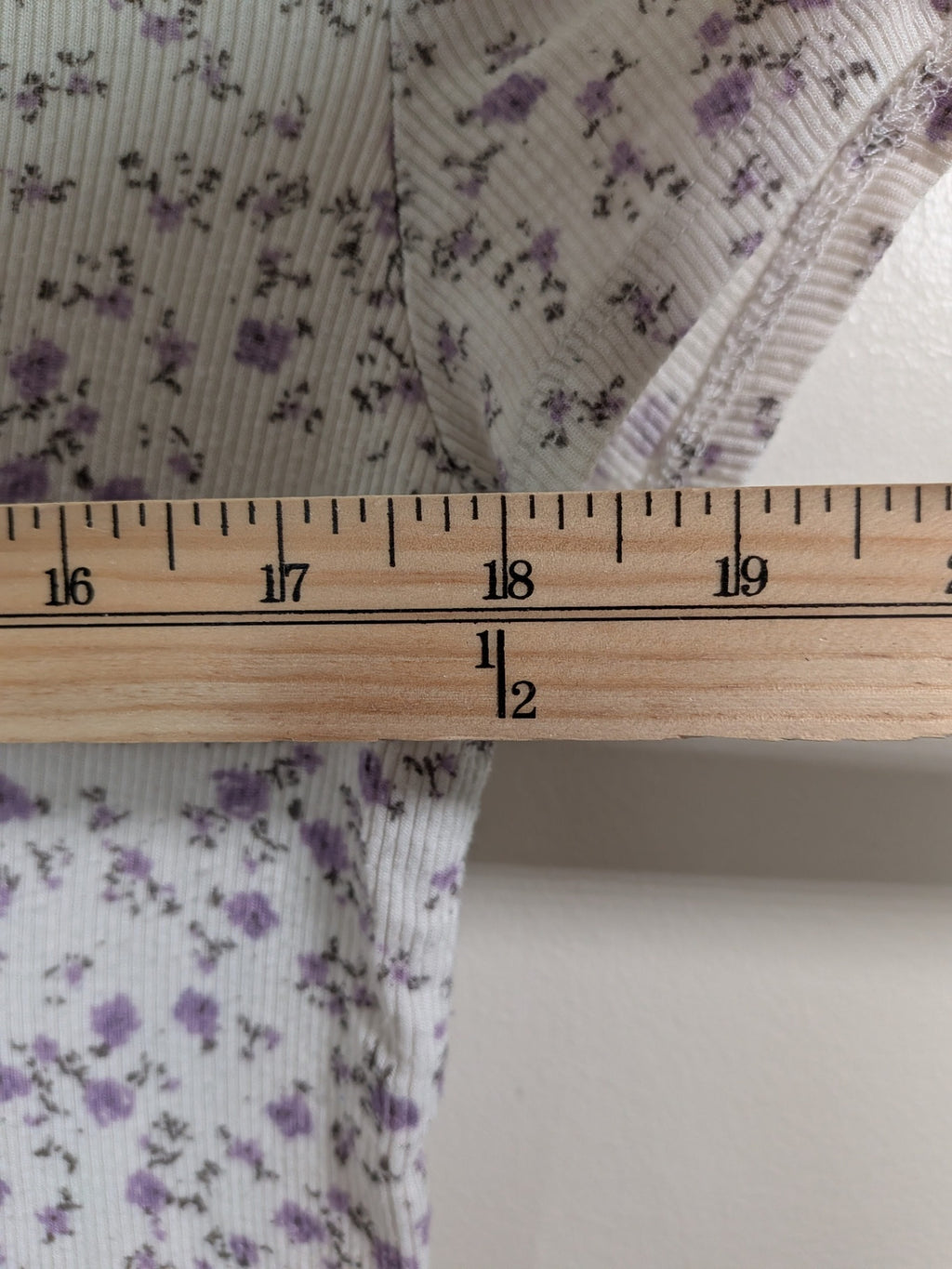 Garage purple floral tee - L