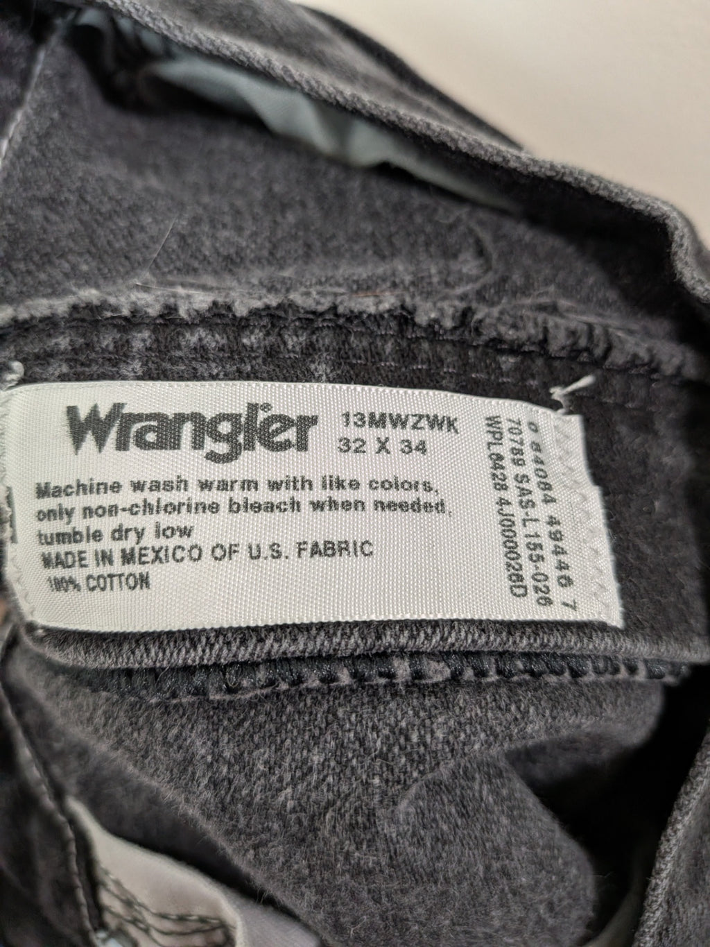 Wrangler black jeans - 32 x 34