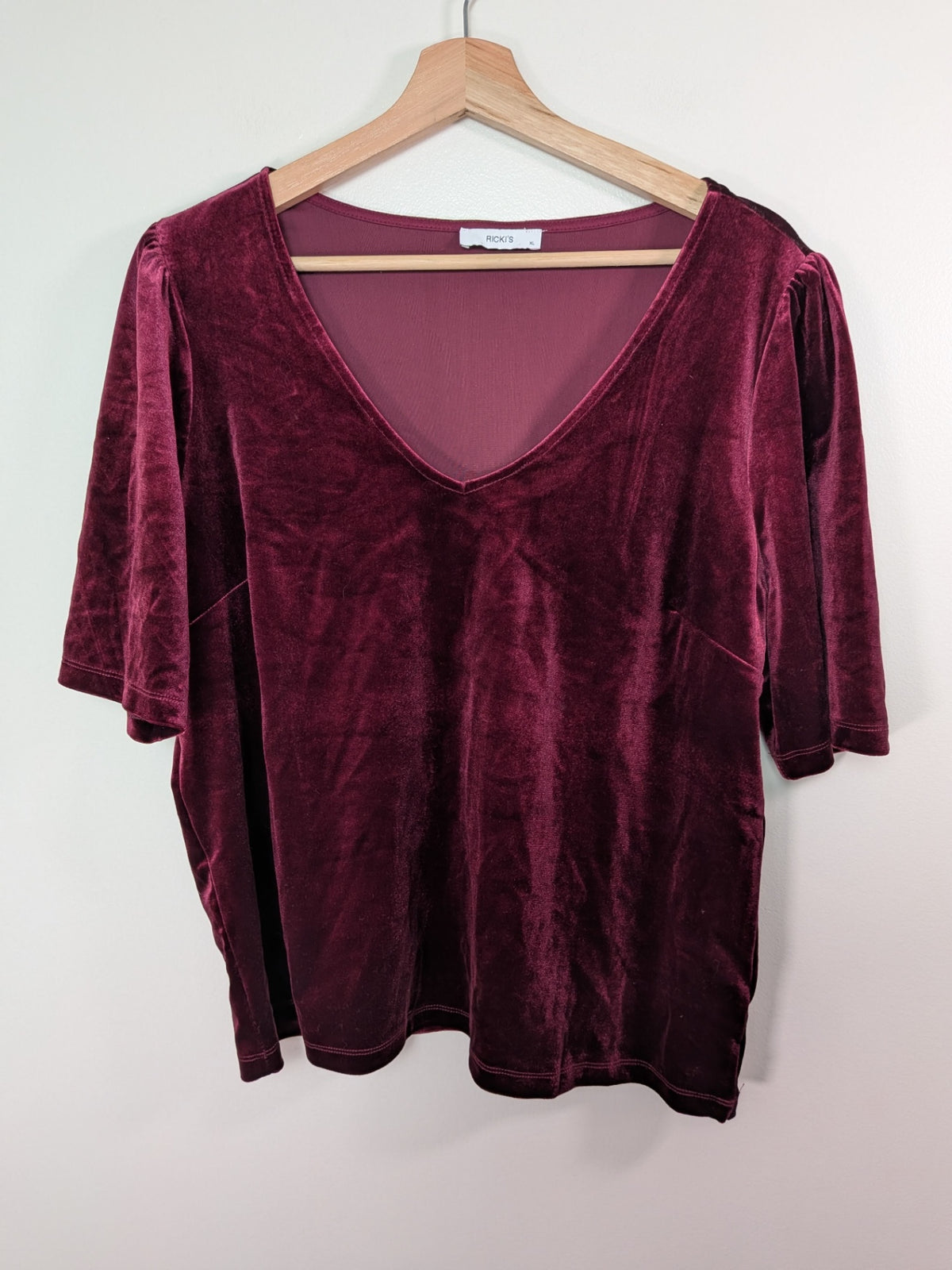 Ricki's red velvet blouse - XL