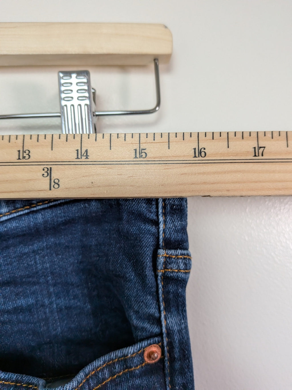 Unknown brand jeans - appears 32