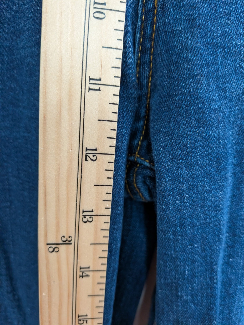 Unknown brand jeans - appears 32