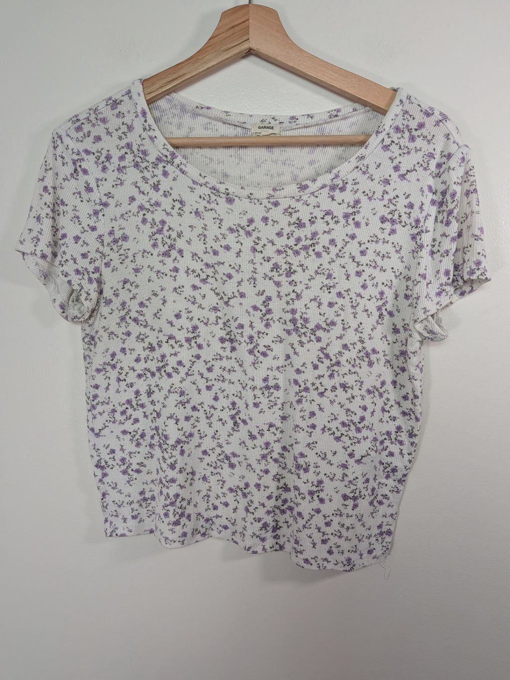 Garage purple floral tee - L