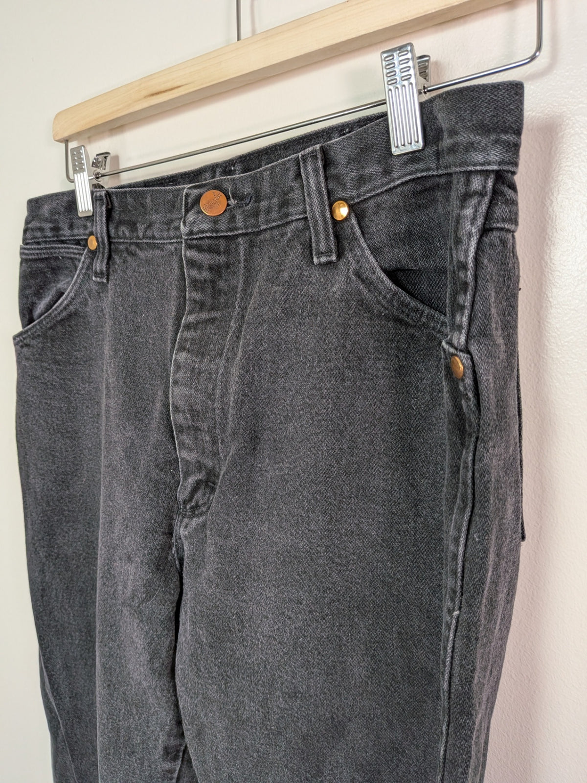 Wrangler black jeans - 32 x 34