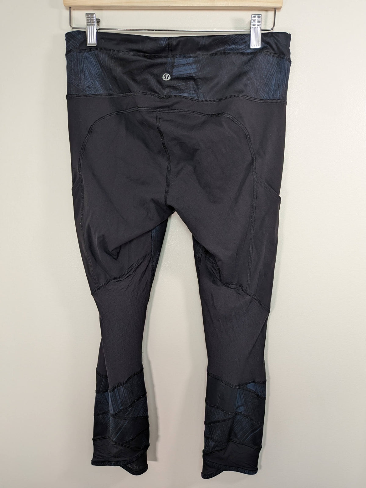 Lululemon navy/black leggings - 8