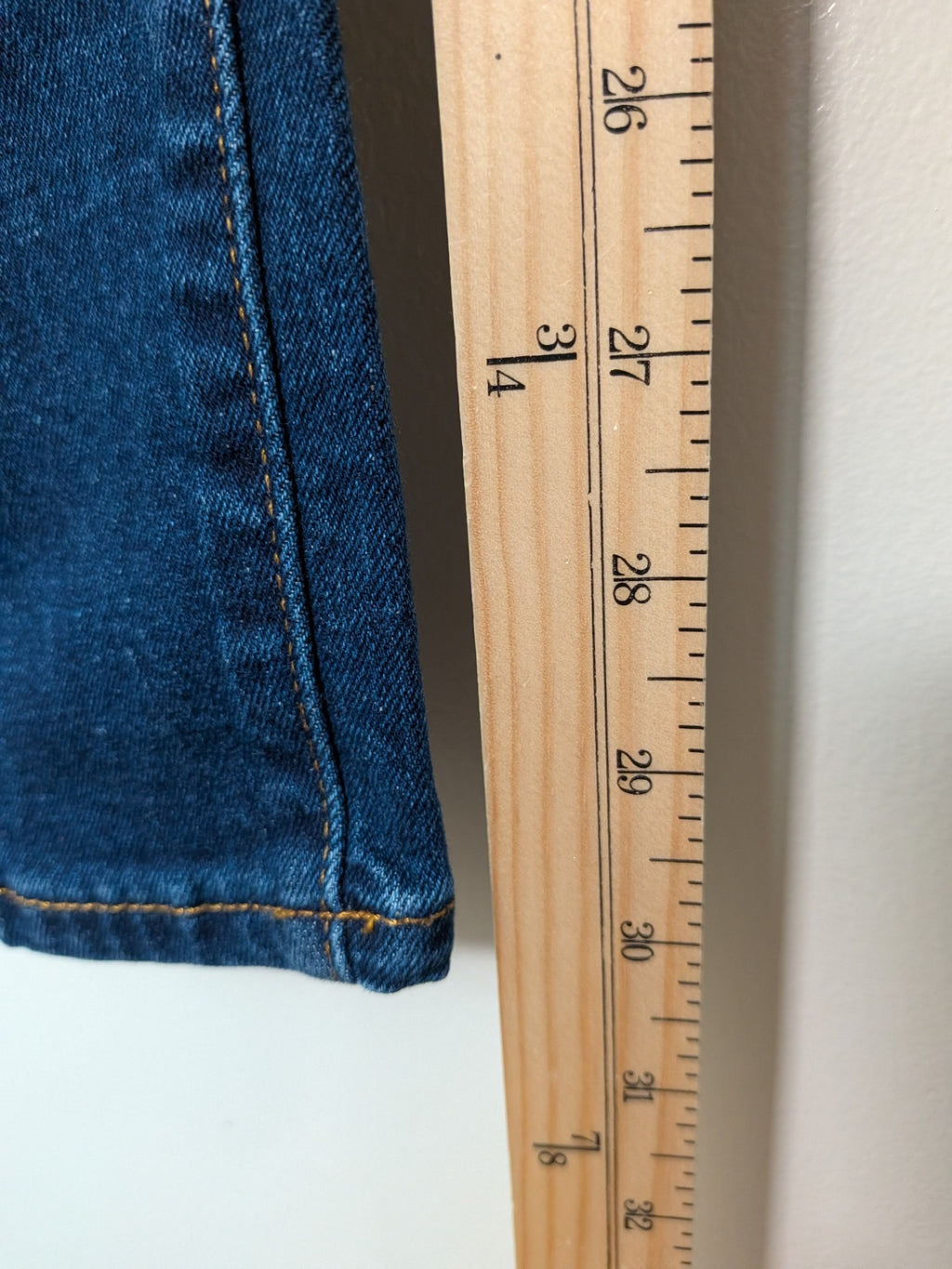 American Eagle jeans - 32