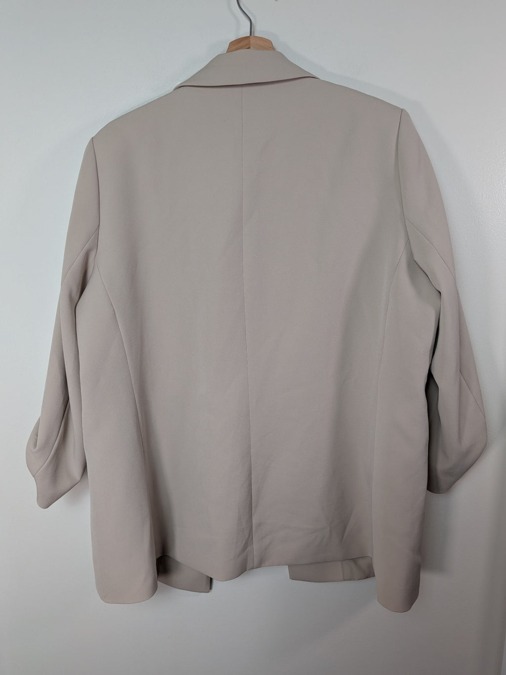 Melanie Lyne beige blazer - 16