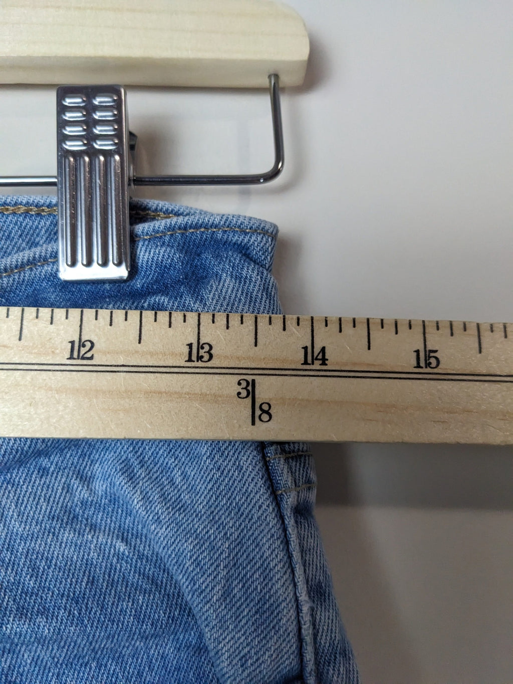 Abercrombie & Fitch Distressed 90's Straight Jeans - 28